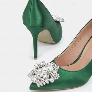 Elegant Green Satin Heels with Crystal Embellishment